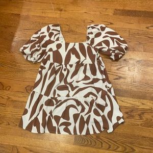 Brown and White pattern Sanctuary dress . Size XS